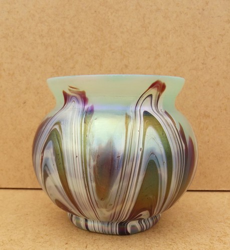 Ancien vase verre irisé - vase, en